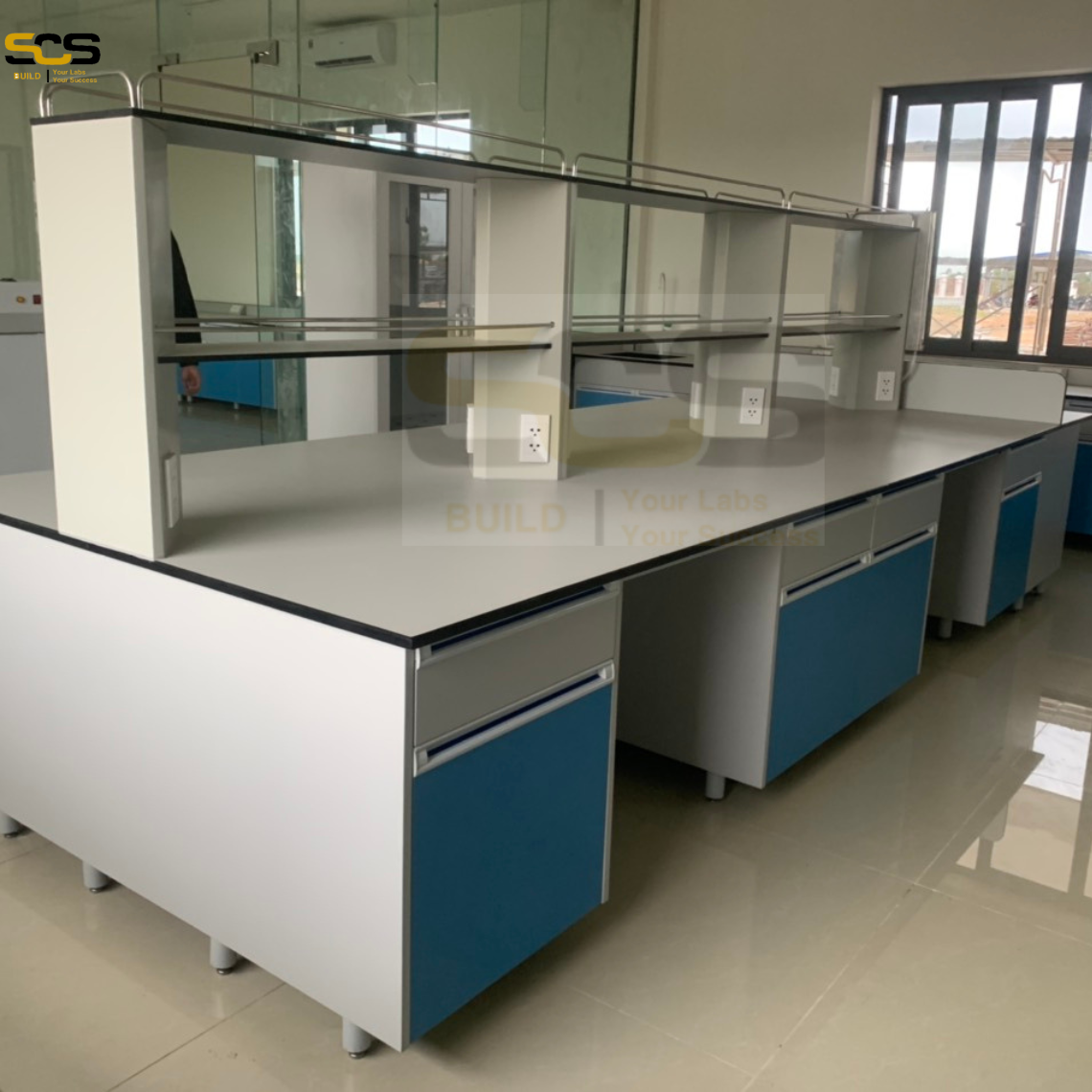 Bàn Thí Nghiệm Trung Tâm Có chậu rửa