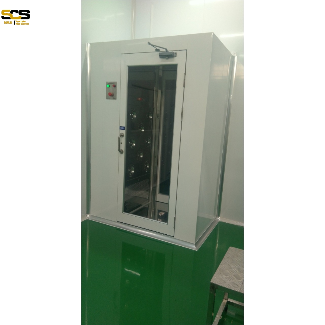 Air shower bên trong bằng inox cho 1-2 