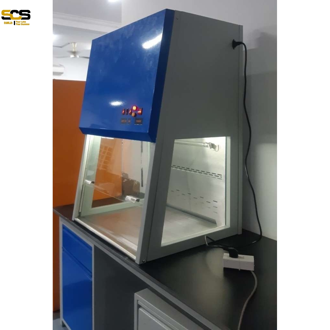 Tủ thao tác PCR kích thước 1200 mm