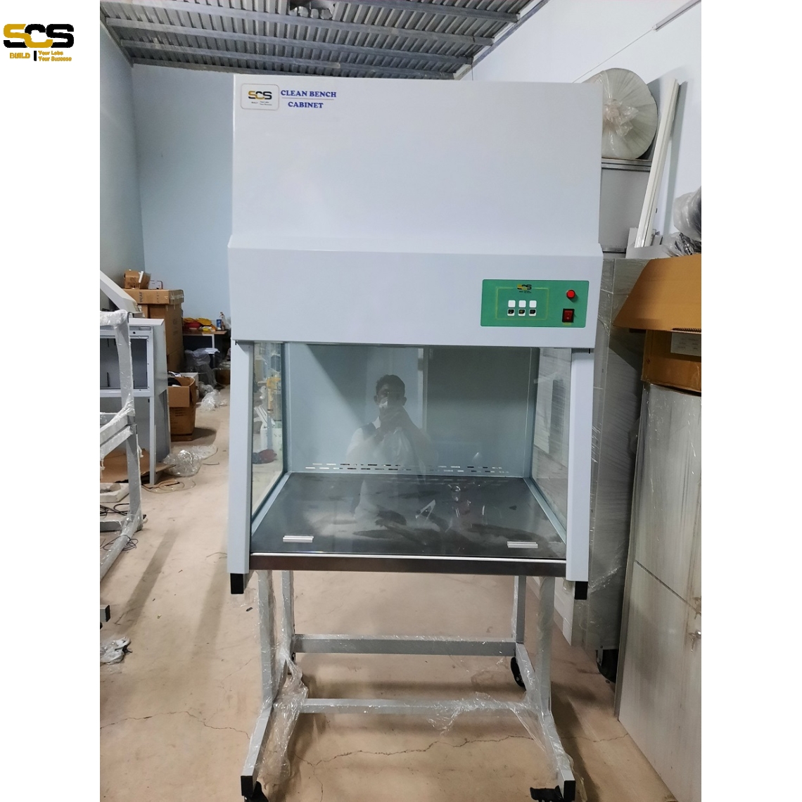 Tủ cấy vi sinh dòng khí thổi đứng cửa trượt kích thước 900mm